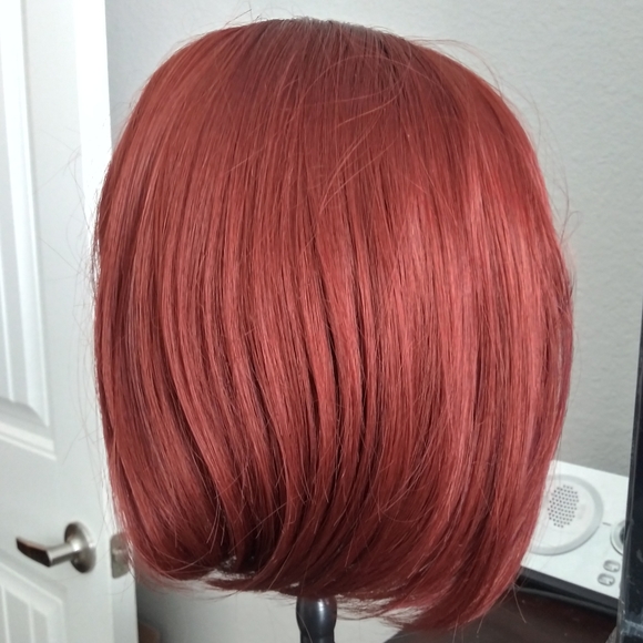 Beautiful 10" Short and Sassy New Auburn Wig Bangs New Tags Original Pac… - Picture 2 of 6